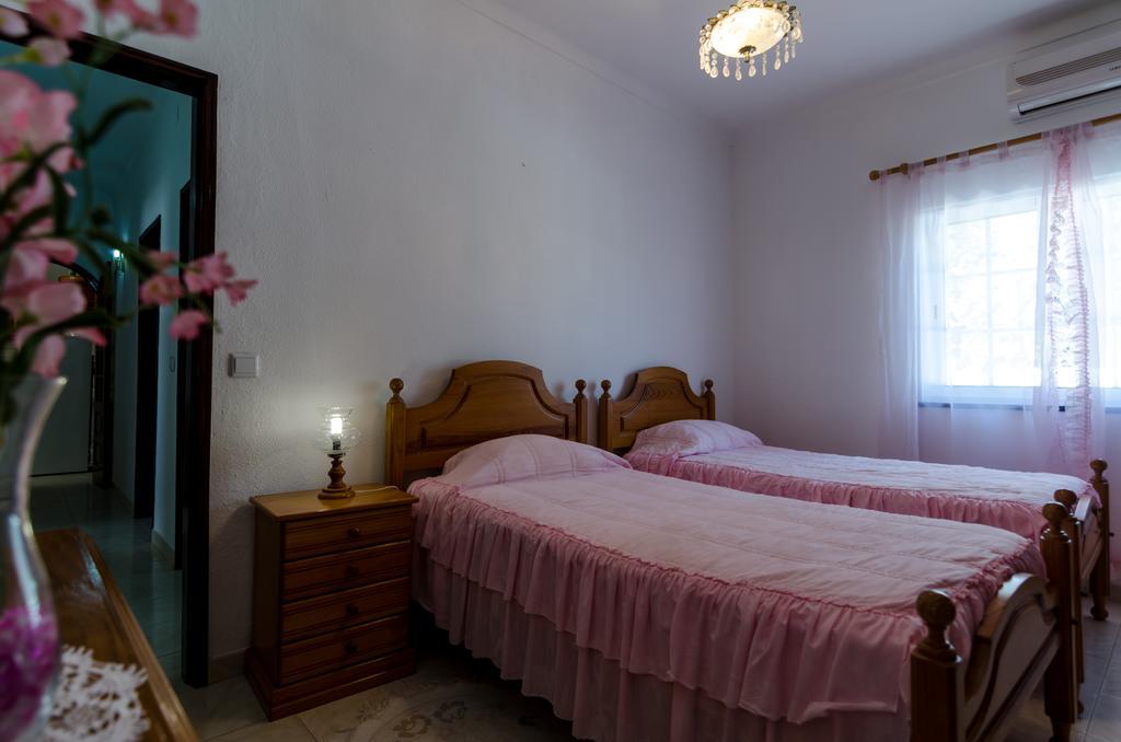 Armacao De Pera Villa Hedwiges Esterno foto
